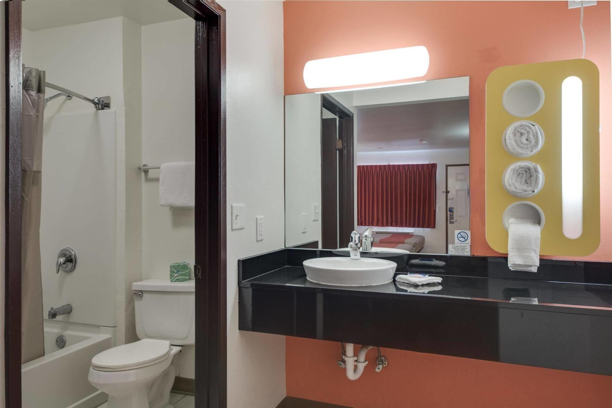 Motel 6-Brownsville, Tx North Eksteriør bilde