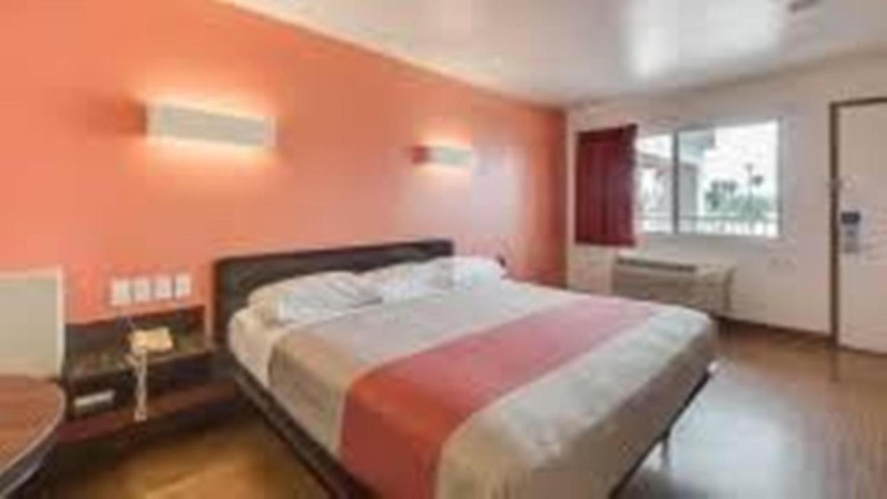 Motel 6-Brownsville, Tx North Eksteriør bilde